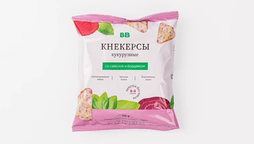 Кнекерсы кукурузные со свеклой и базиликом