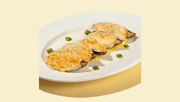 Мидии гигант с&nbsp;сырной крошкой