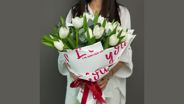 Изображение товара Пышный букет из 25 белоснежных тюльпанов