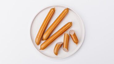 Изображение товара Сосиски Венские с сыром подкопченные - сочное мясное лакомство