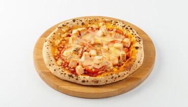 Изображение товара Пицца с курицей, сыром и томатами 400 г ВкусВилл — итальянское блюдо