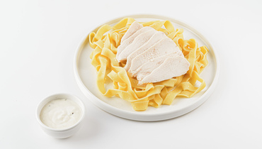 Изображение товара Паста с курицей в соусе альфредо ВкусВилл 250 г готовое блюдо