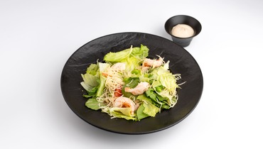 Изображение товара Диетический салат Грин с креветками 190 г свежий питательный вкус