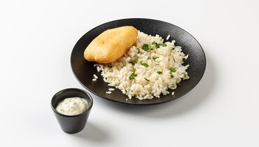 Изображение товара Филе-кусочки трески в кляре с рисом и чесночным соусом 580 рублей