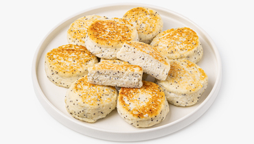 Изображение товара Сырники с маком замороженные 600 г — Творожные десерты ВкусВилл