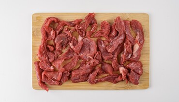 Изображение товара Азу из говядины 400 г - свежая и вкусная говяжья мякоть