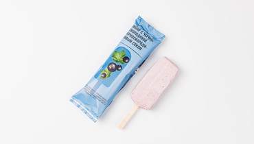 Изображение товара Пломбир с черной смородиной и соком - натуральное сливочное мороженое