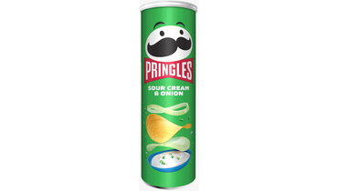 Изображение товара Картофельные чипсы Pringles Сметана и Лук 165 г — хрустящая закуска с насыщенным вкусом