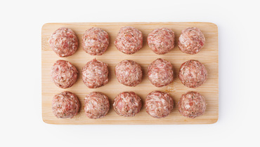 Изображение товара Фрикадельки из свинины и говядины с зеленью 250 г