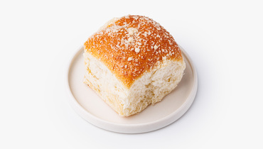 Изображение товара Булочка Бриошь с заварным кремом - нежное лакомство