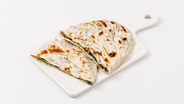 Изображение товара Лепешка с мясом и зеленью