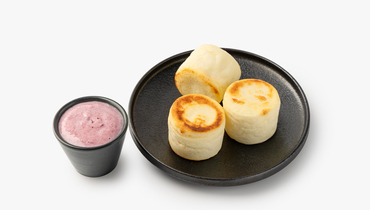 Изображение товара Сырники Нежные с брусничной сгущенкой 4 шт вкусное домашнее блюдо