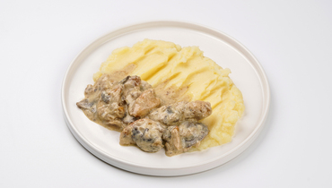 Изображение товара Бефстроганов из курицы с картофельным пюре