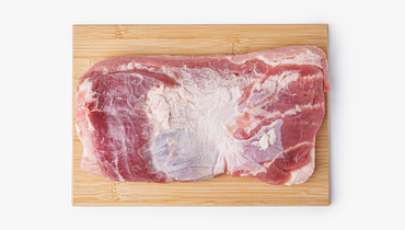 Изображение товара Экстра свиная грудинка охладенная 535 рублей натуральное мясо для запекания и копчения