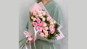 Изображение товара Букет Розовые кустовые розы FMART by flowwow