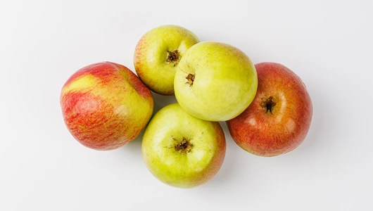 Яблоко Мичуринское