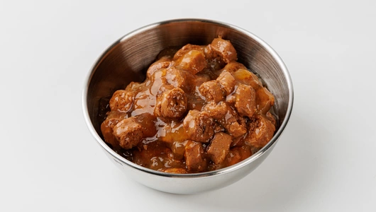 Корм влажный для стерилизованных кошек с индейкой и печенью в соусе Yumster, 85 г Корм влажный для стерилизованных кошек с индейкой и печенью в соусе Yumster, 85 г