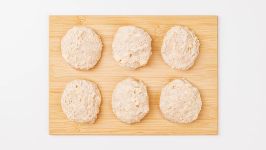 Биточки из цыпленка с сыром, зам.