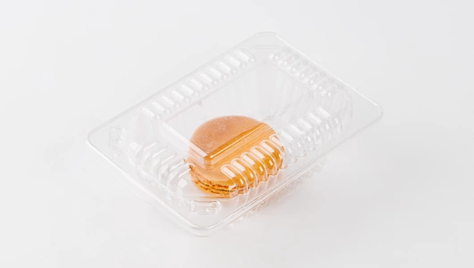 Макарон "Соленая карамель", кафе