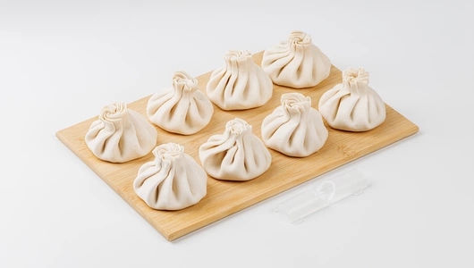 Хинкали ручной лепки с цыпленком-бройлером Хинкали ручной лепки с цыпленком-бройлером