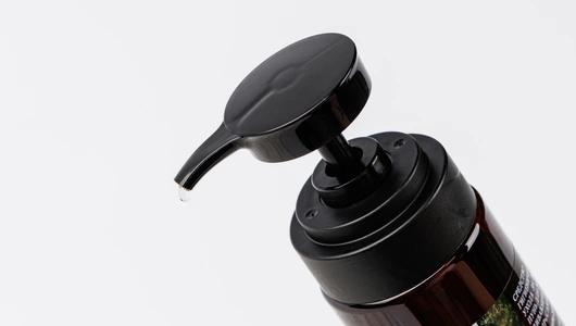 Шампунь для волос восстанавливающий "Сибирский кедр" с аминокислотами