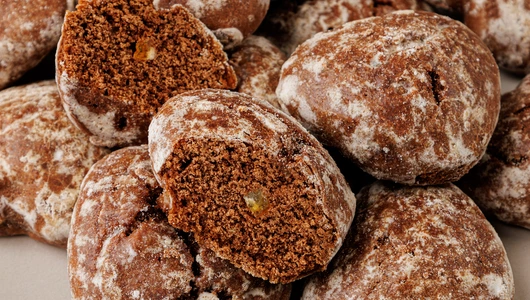 Пряники "Шоколадные" с кусочками апельсина Пряники "Шоколадные" с кусочками апельсина