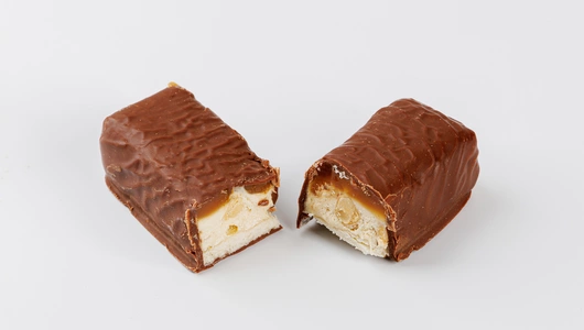 Батончик "Лесной орех" с нугой и карамелью