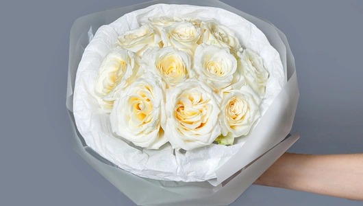 Монобукет из 11 Роз "Candlelight"