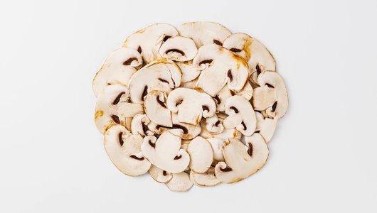 Грибы Шампиньоны нарезанные свежие, 300 г