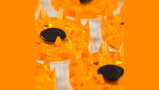 Массажер медицинский Валик для&nbsp;шеи магнитный желтый Тибетский аппликатор