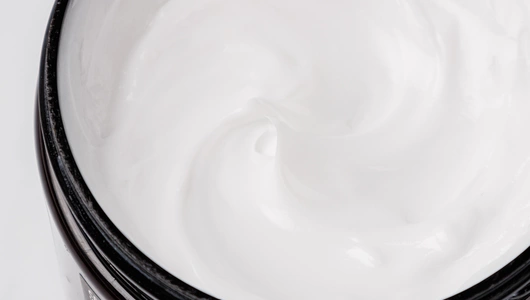 Крем для тела парфюмированный "Вишня, миндаль, амбра", 300 мл