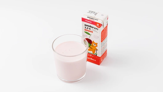 Биойогурт детский питьевой с вишней 2,5%