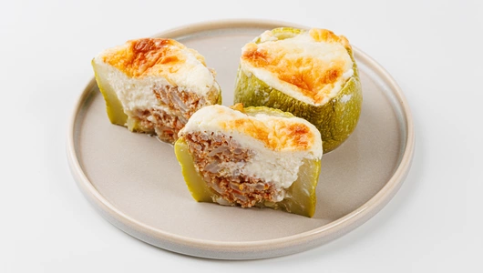 Кабачки фаршированные мясом и рисом Кабачки фаршированные мясом и рисом
