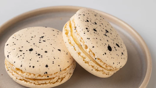 Макарон ваниль 2 шт, кафе Макарон ваниль 2 шт, кафе