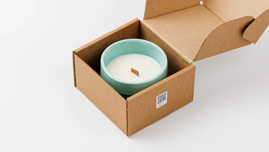 Свеча соевая в керамической чаше. Запах "Рождественский очаг"