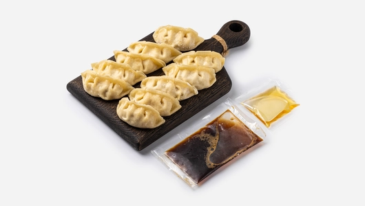 Гёдза с цыпленком-бройлером, зам. Гёдза с цыпленком-бройлером, зам.