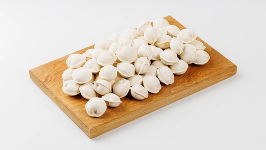 Пельмени с говядиной и зеленью