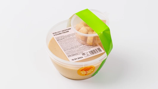 Крем-суп с лисичками и белыми грибами Крем-суп с лисичками и белыми грибами