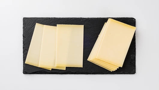 Сыр "Грюйер" (Швейцария) слайсы 6 мес, 150 г