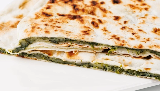 Лепешка с сыром и зеленью