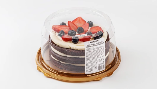Торт "Бернау" со свежими ягодами и творожным сыром