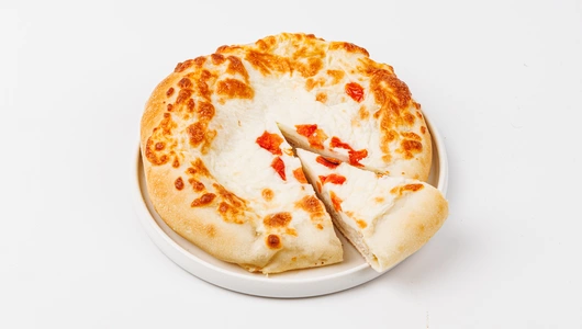 Хачапури с индейкой, сыром и томатами, 250 г