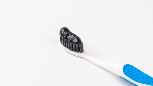 Зубная паста с углем против налета