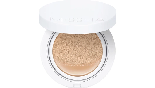 Тональный кушон с увлажняющим эффектом magic cushion moist up тон 23 Missha, 15 гр