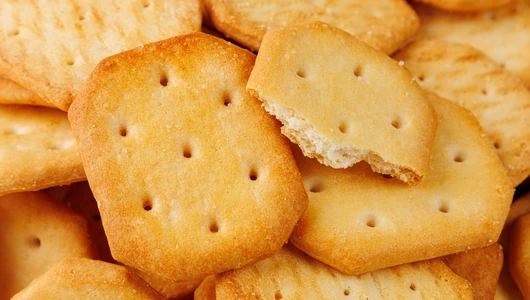 Крекер "Хрустящий" с солью