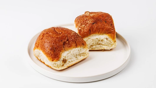 Булочки сдобные с изюмом, 2 шт
