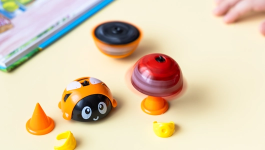 Машинка "Жук-волчок"