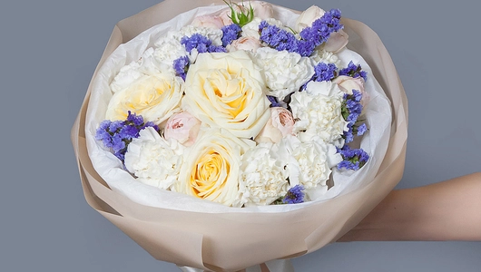 Букет "Цветочное озеро"