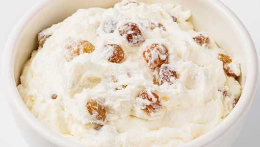 Масса творожная с изюмом 16,5%