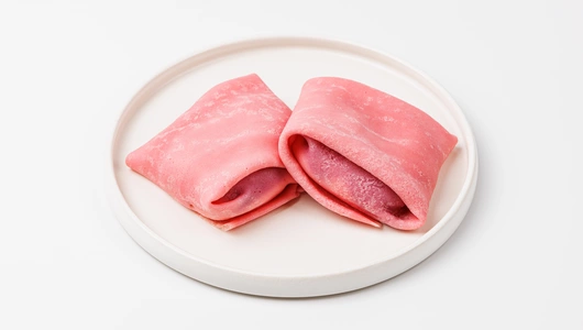 Налистники "Конвертики" с сырным кремом и малиновой начинкой